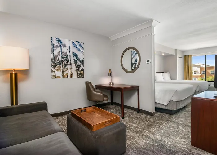 Springhill Phoenix Sports & Entertainment District Hotel Glendale