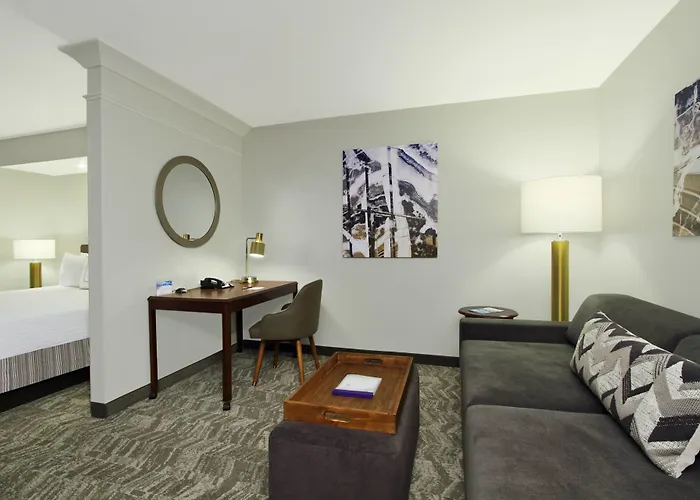 Hotel Springhill Phoenix Sports & Entertainment District 3*