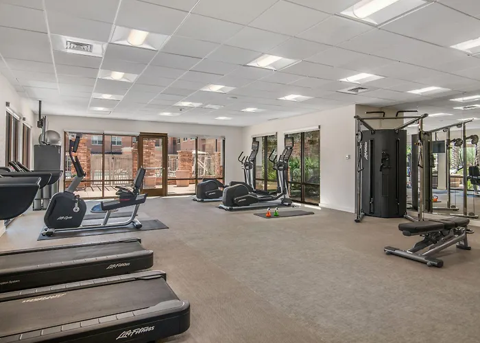 Springhill Phoenix Sports & Entertainment District Hotel 3*