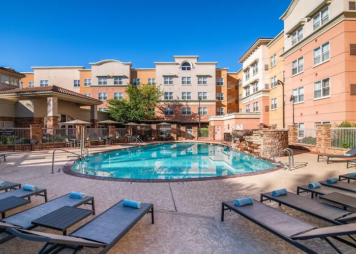Springhill Phoenix Sports & Entertainment District Hotel Glendale