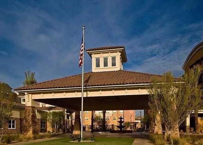Springhill Phoenix Sports & Entertainment District Hotel